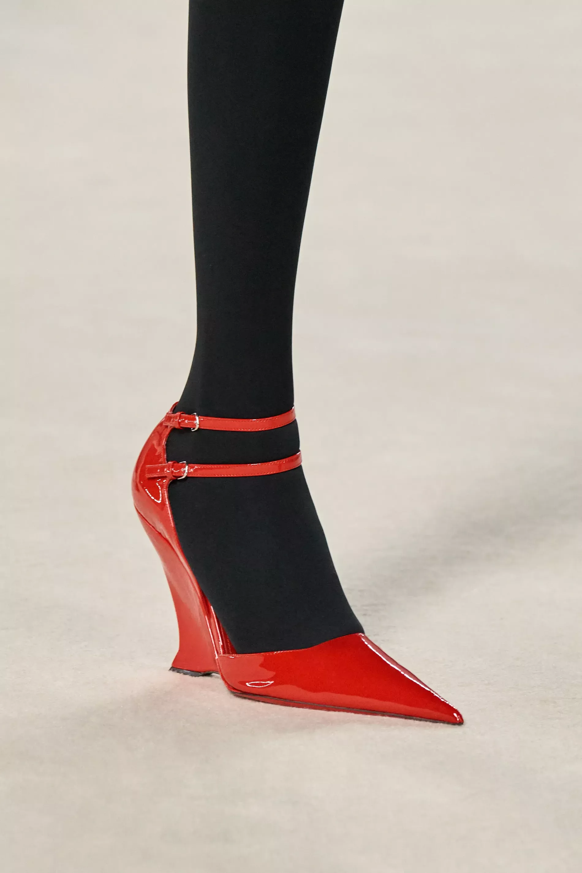 Red shoes are the trendiest party choice this season - Vogue Scandinavia