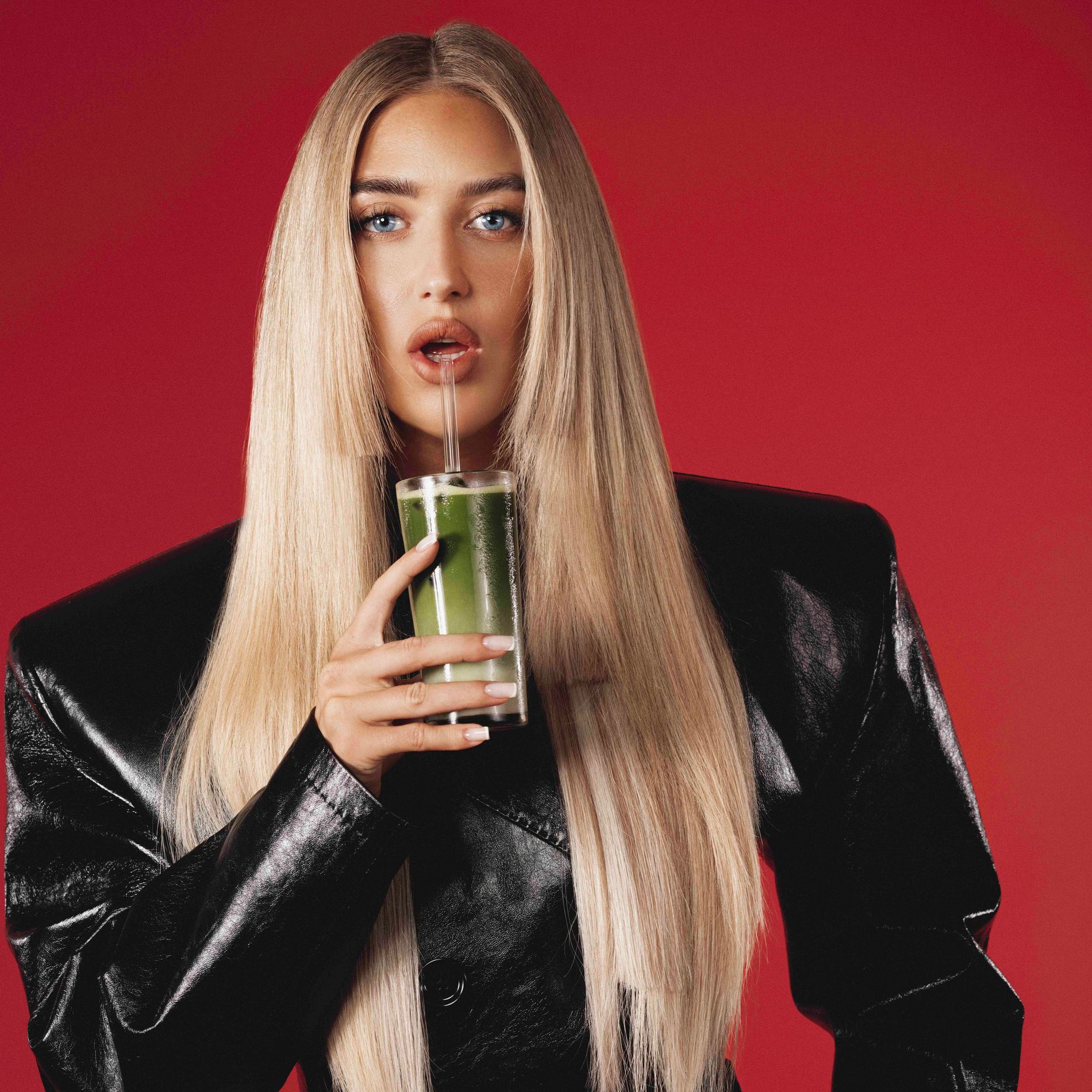 Emili Sindlev with a glass of matcha