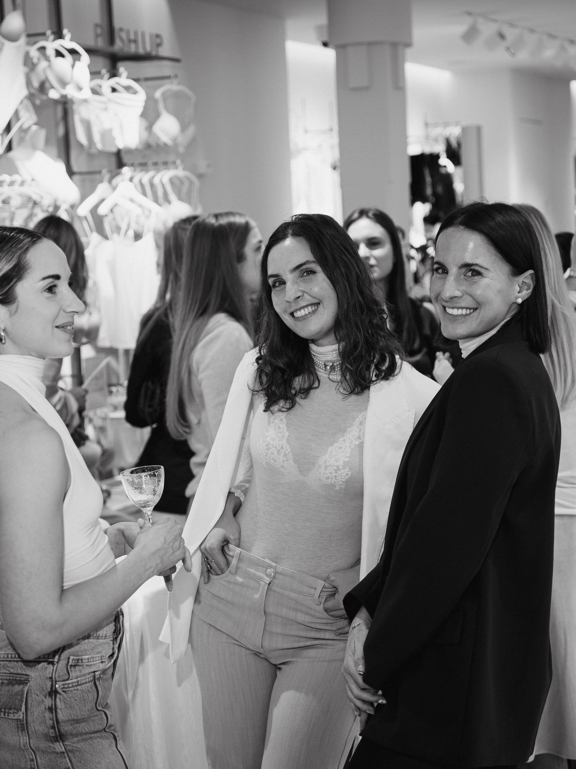 Girls in Intimissimi clothes on intimissimi X Vogue Scandinavia event