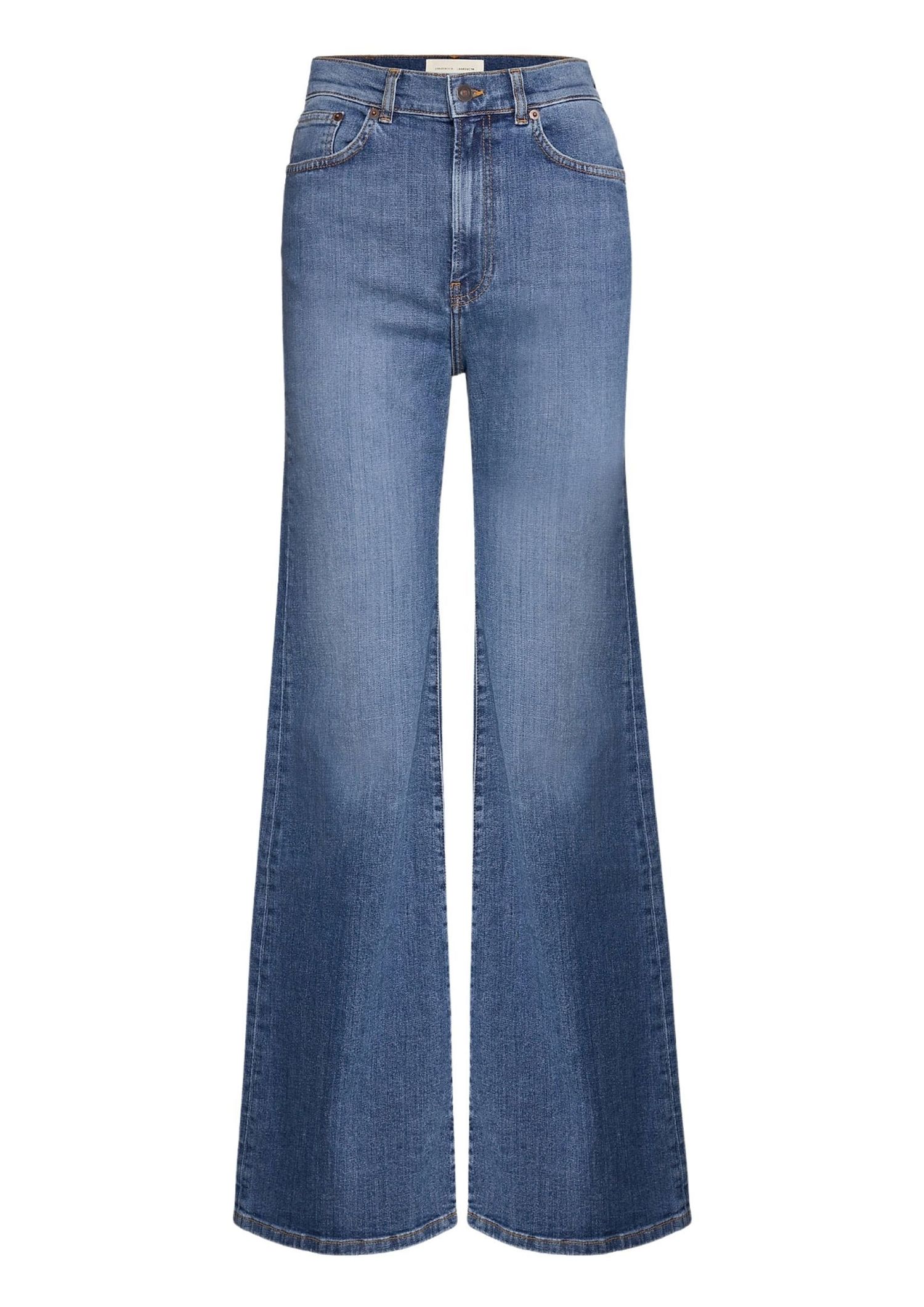 Tredive dannelse hjerte The 13 best denim jeans from Scandinavian brands to buy now - Vogue  Scandinavia