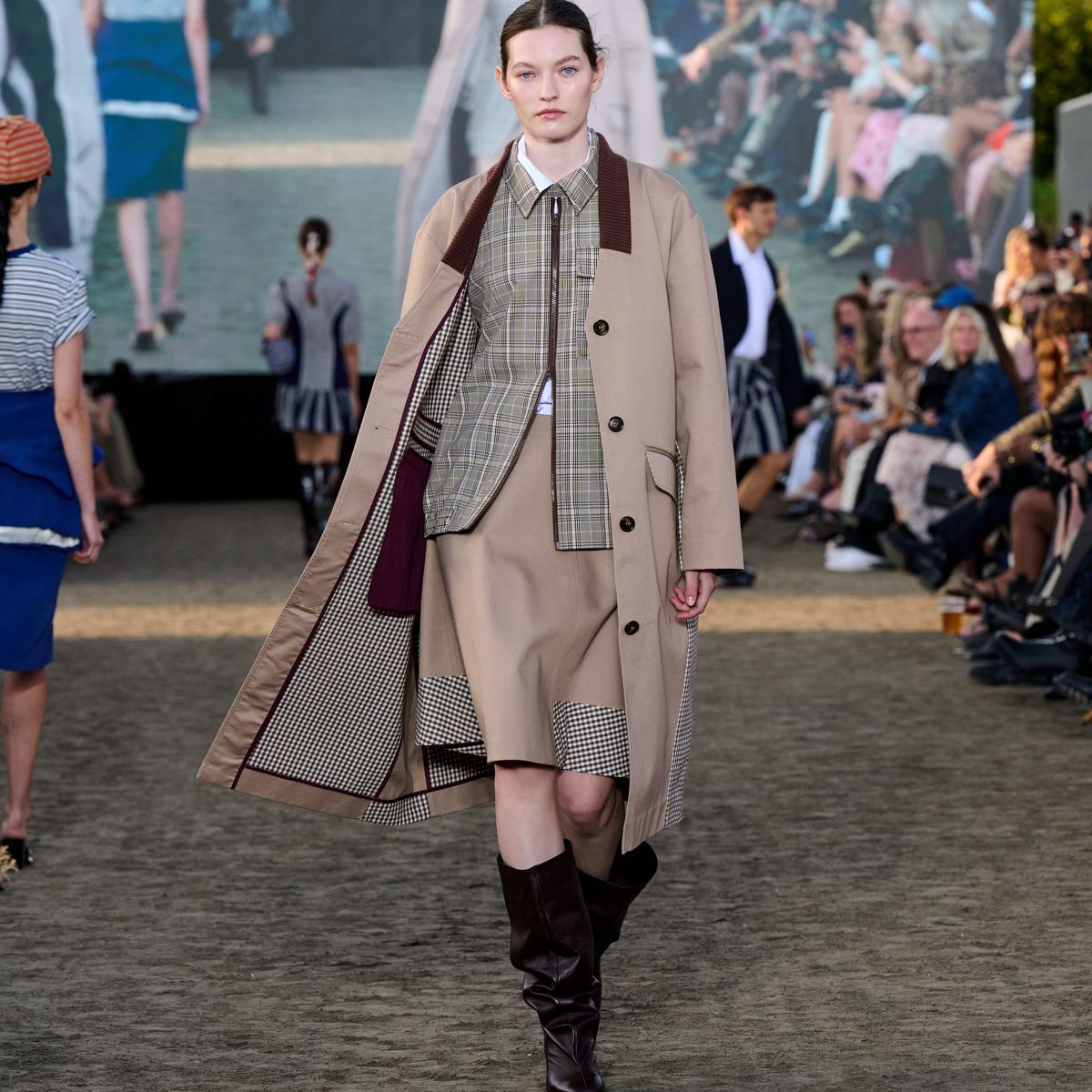 【新品未使用】BAUM UND PFERDGARTEN〈57,200円〉 Baum und Pferdgarten - Copenhagen Fashion Week