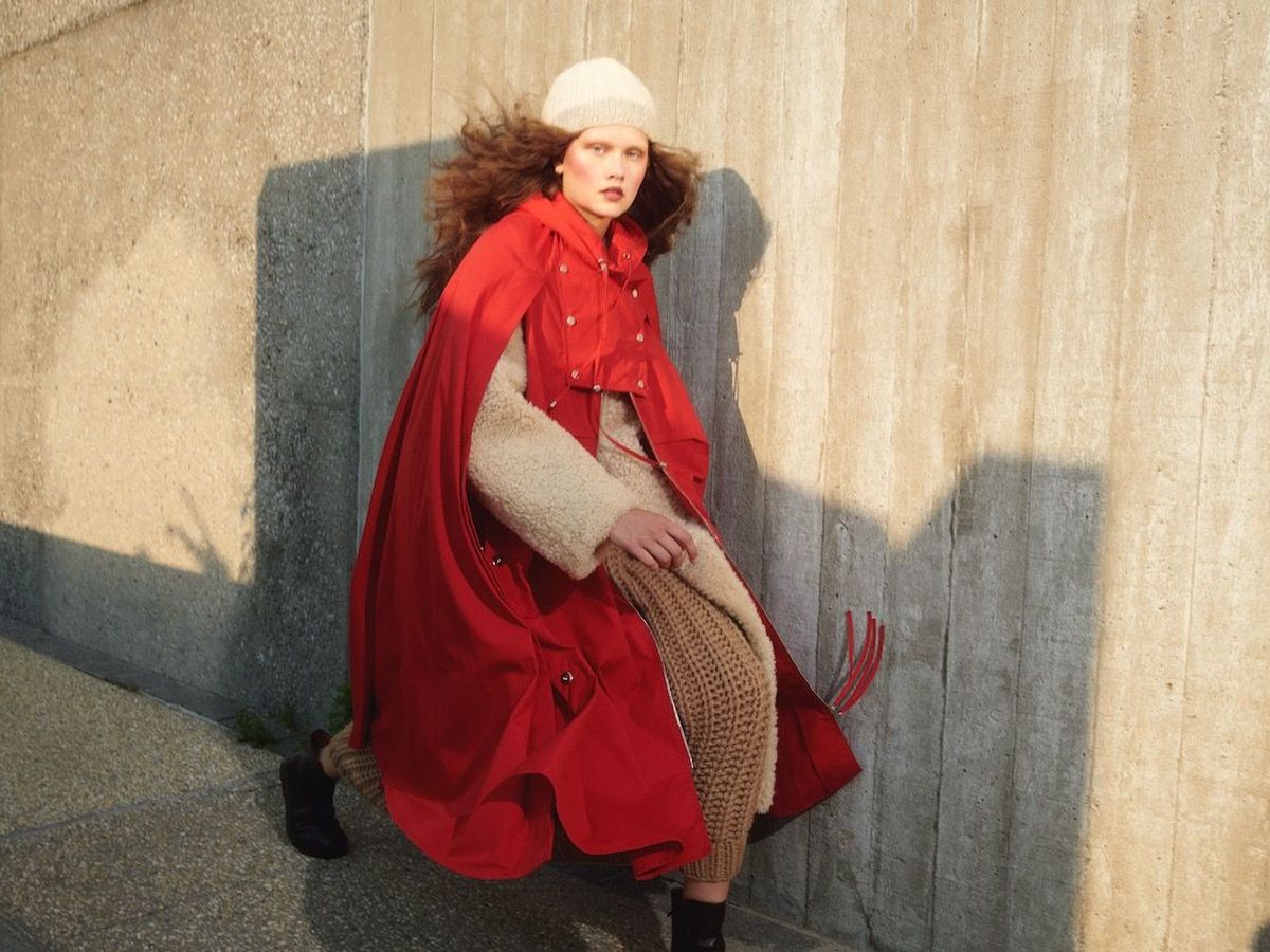 Vogue Beanie red coat