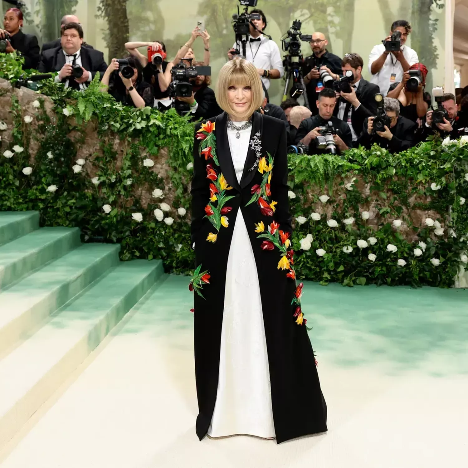 Anna Wintour in Loewe