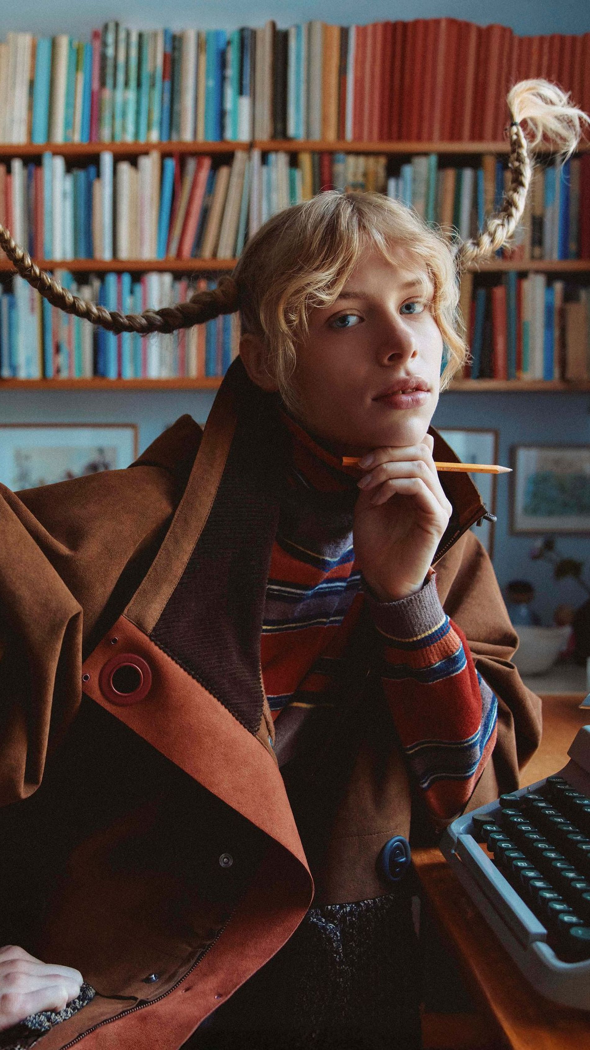 女性情報誌 Vogue Scandinavia Aug/Sep Issue 1 Vogue Scandinavia Magazine — August-September issue - Vogue