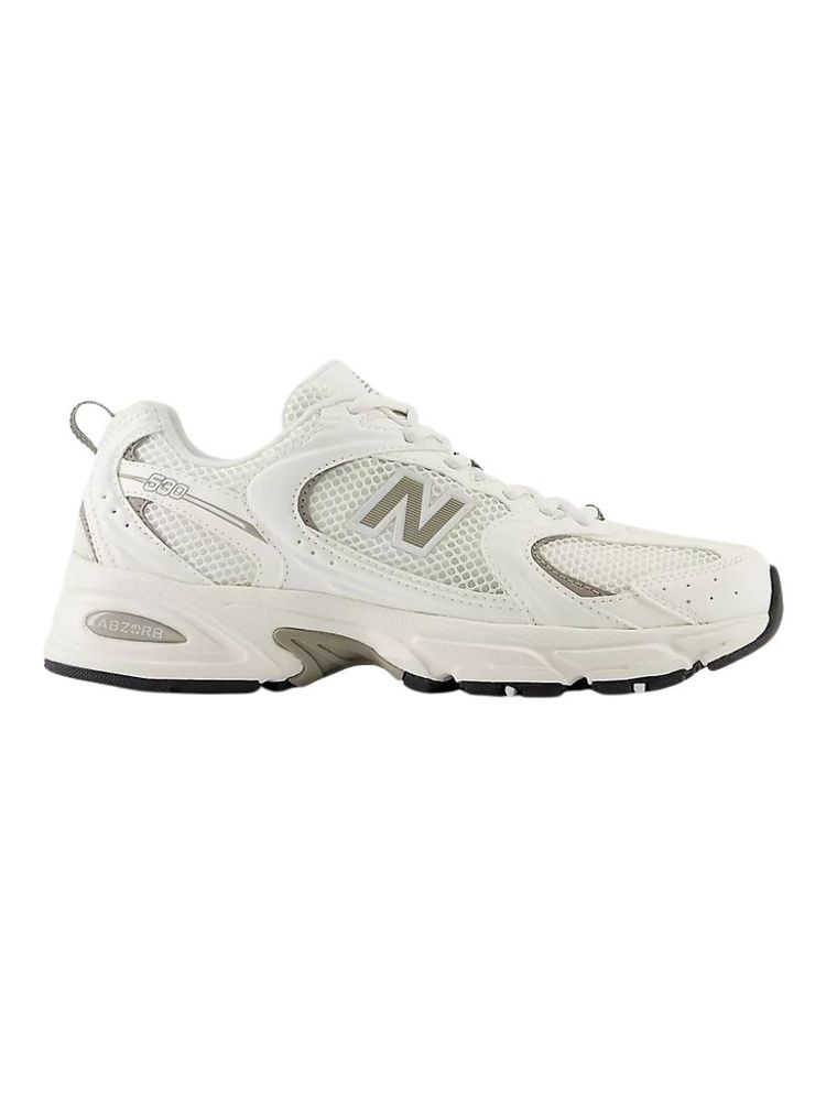 The best white sneakers by New Balance