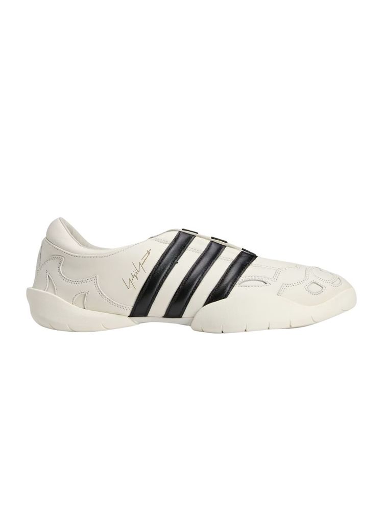 The best white sneakers to wear with dresses - Adidas - On a white background dn