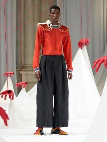 See all the looks from Henrik Vibskov's SS25 collection - Vogue