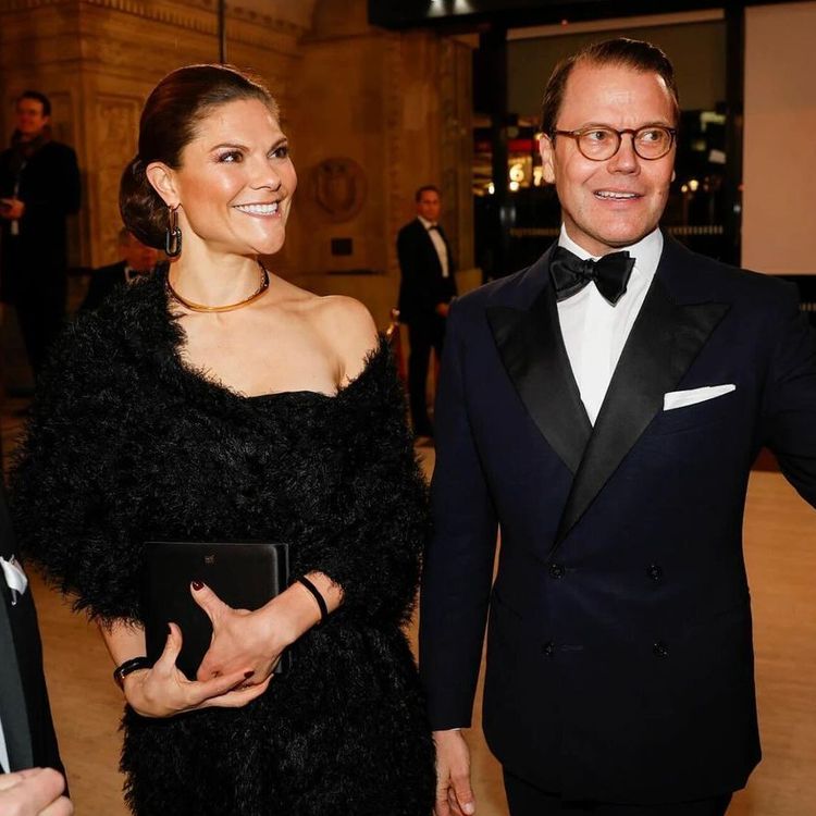 Crown Princess Victoria wore head-to-toe Toteme in London – and you can  shop the look - Vogue Scandinavia