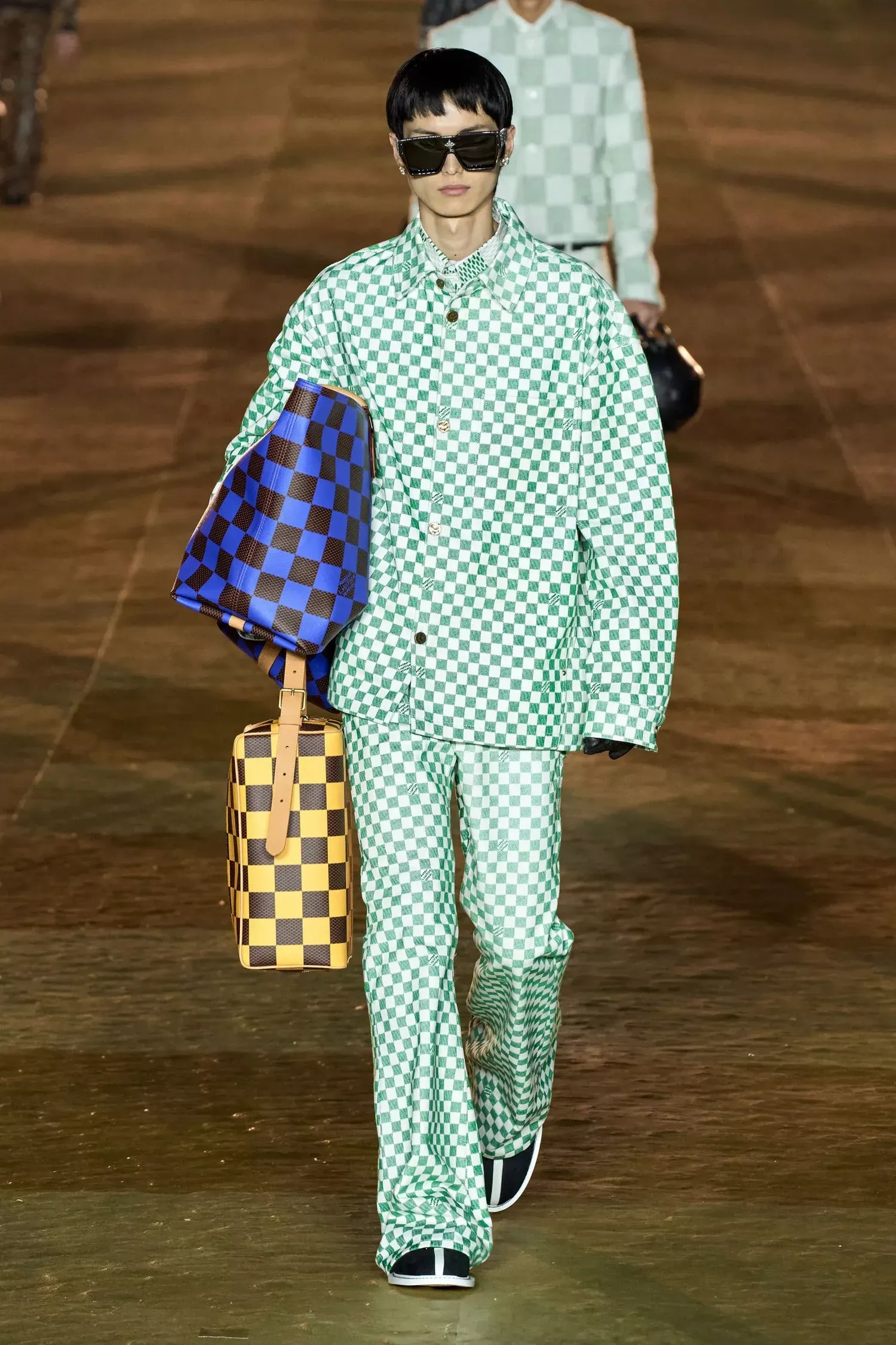 Louis Vuitton Spring 2021 Menswear Fashion Show