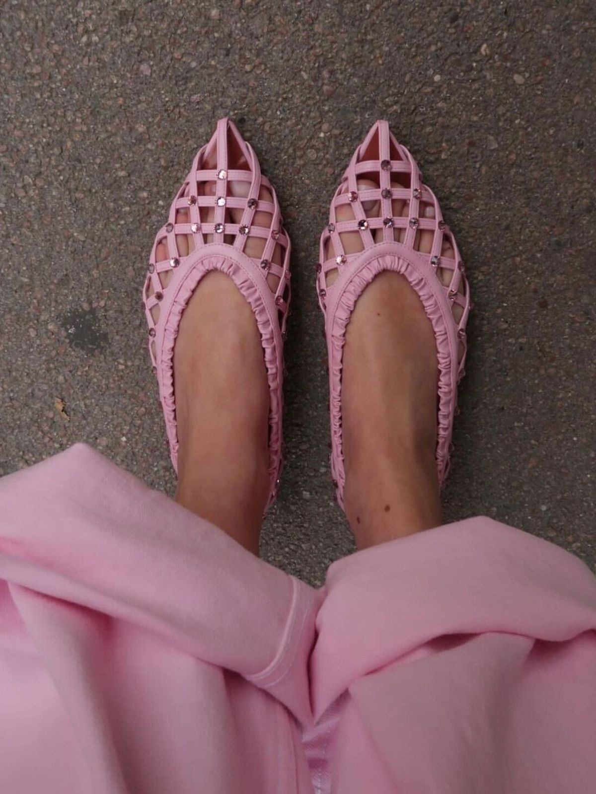 Plié your way into 2023's ballet flat trend like these Scandi