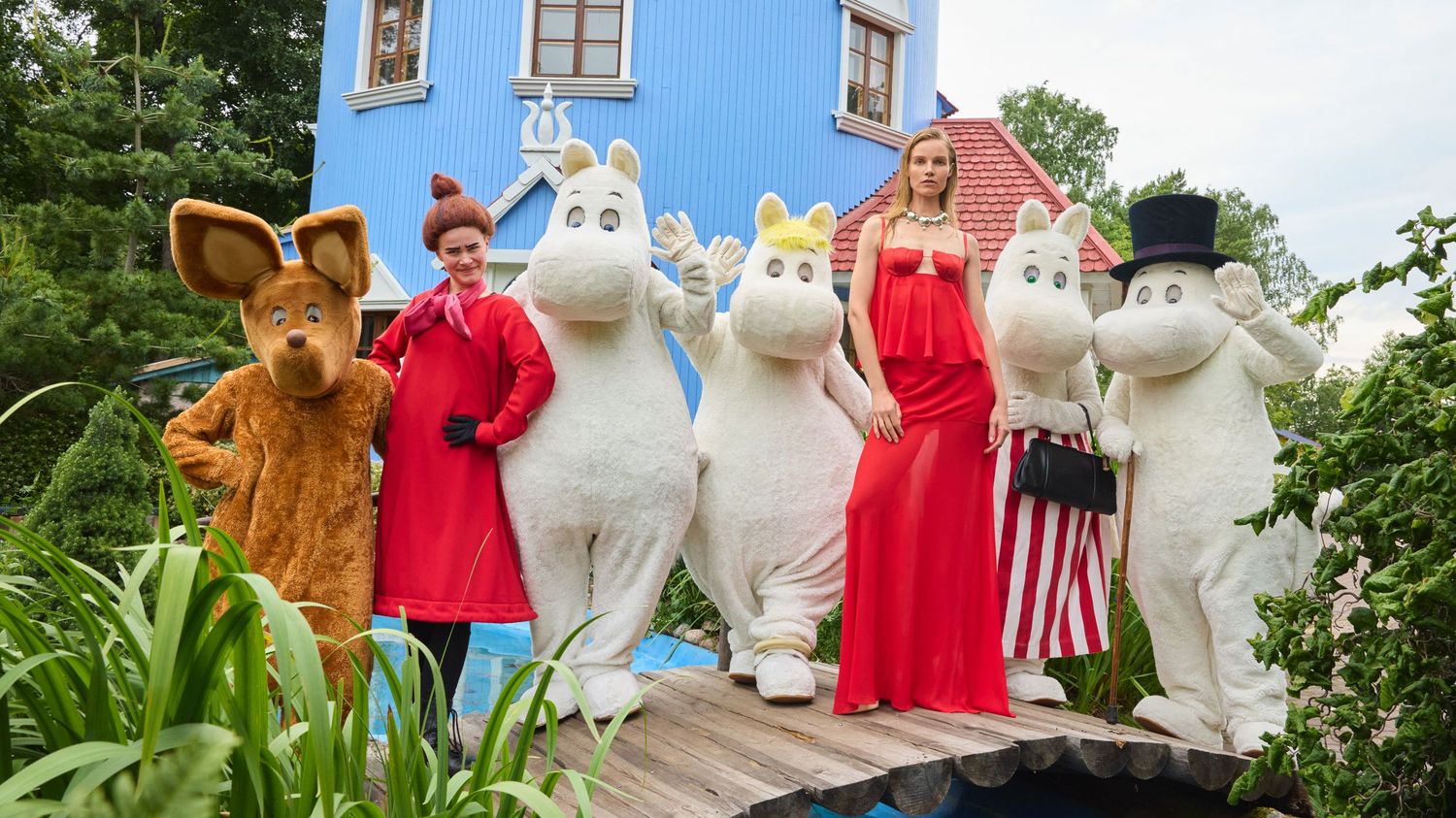 VOGUE 10月号　ムーミン　80周年 80 years of Moomin magic: Inside Tove Jansson's timeless universe