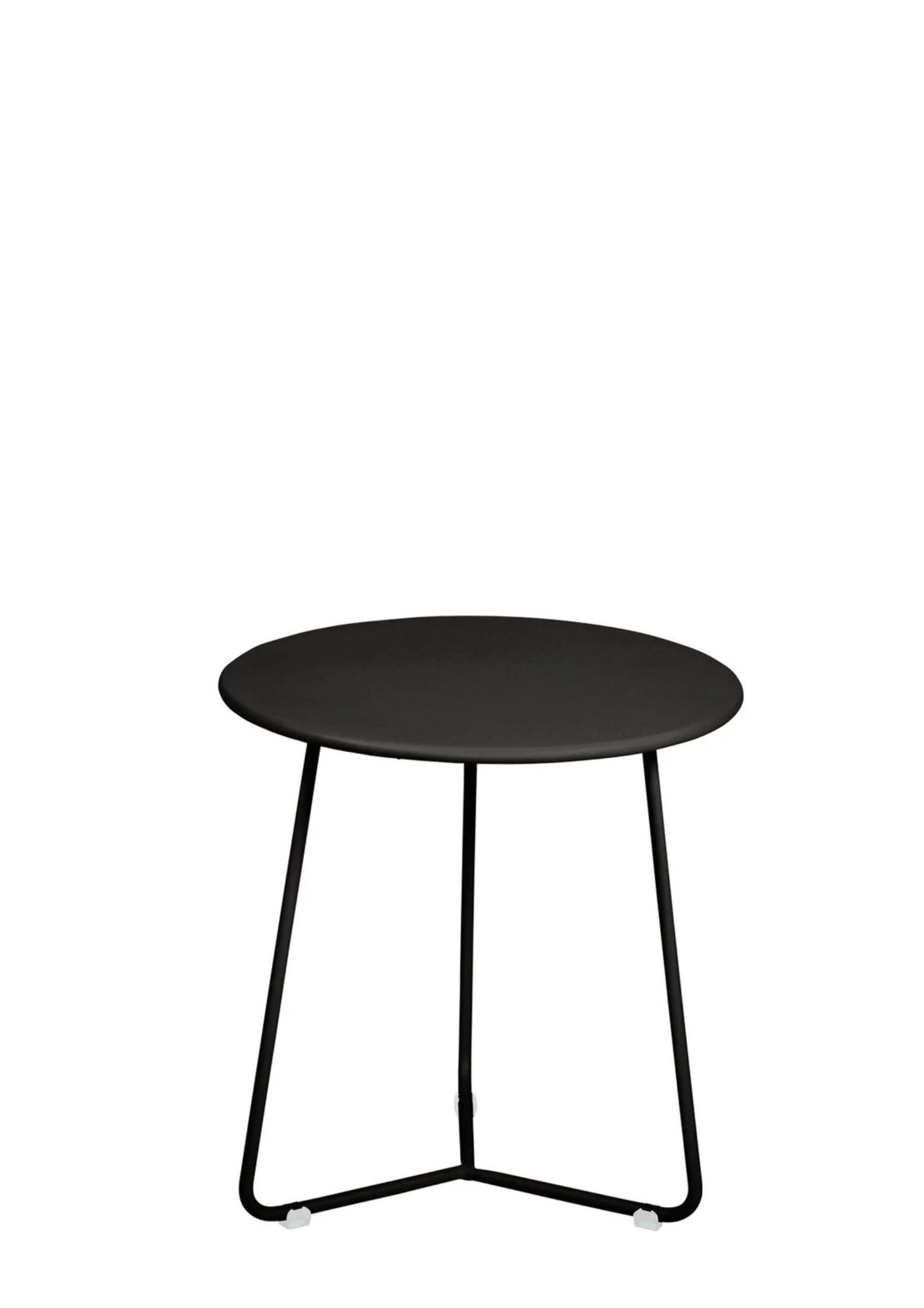 Rounded outdoor sidetable