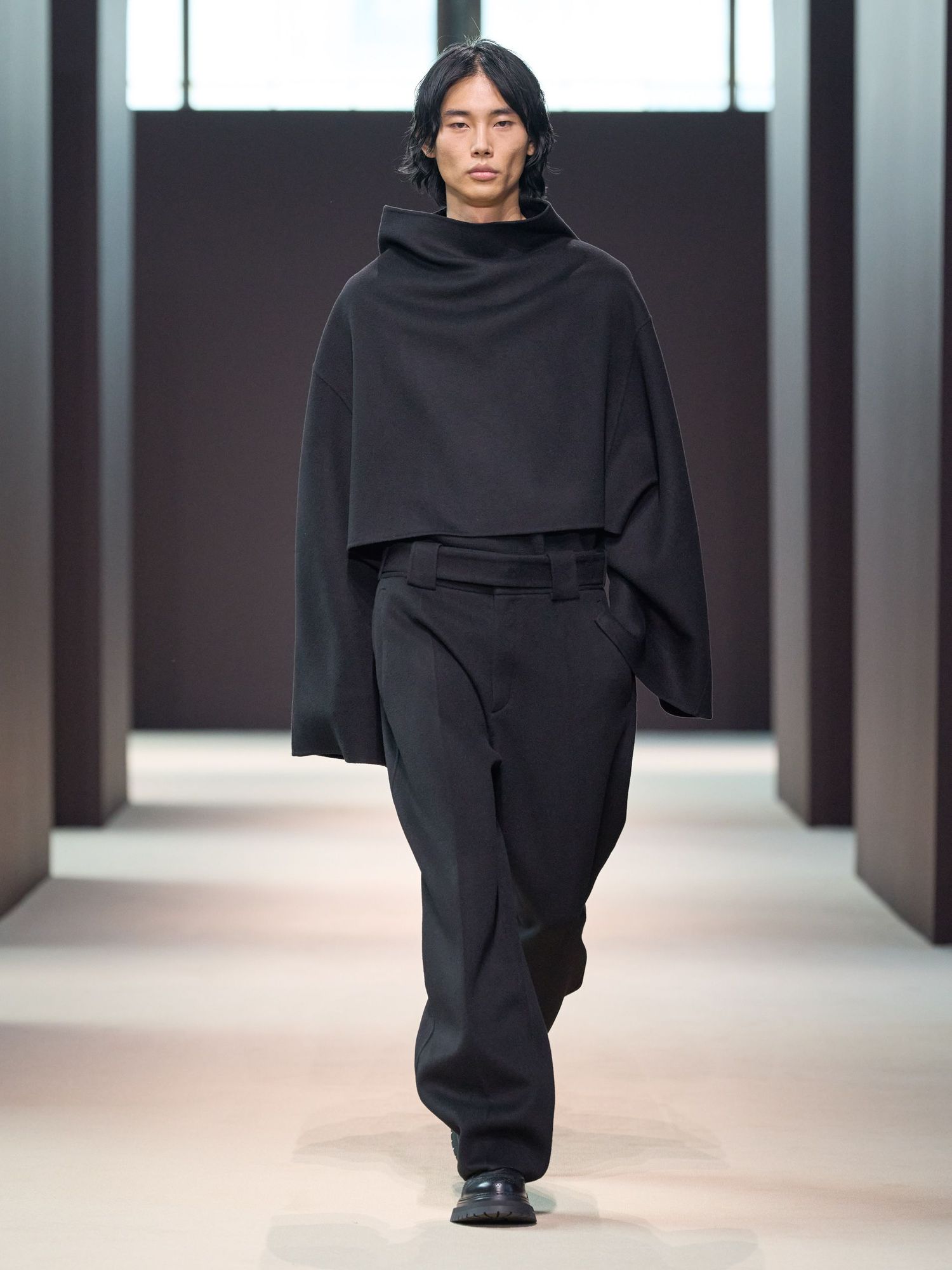 See all the looks from COS' FW24 runway show at New York Fashion Week ...