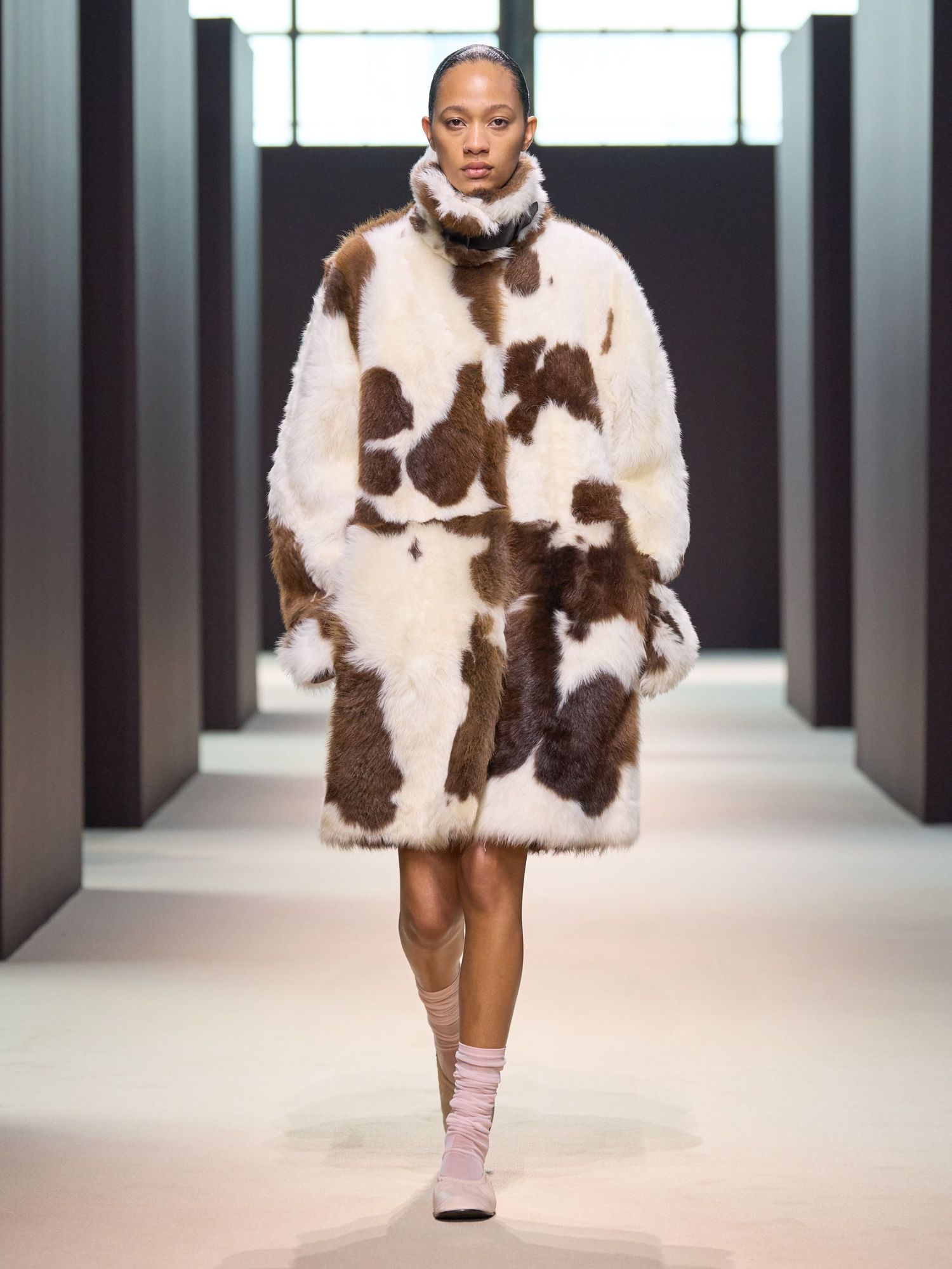 See all the looks from COS' FW24 runway show at New York Fashion Week ...