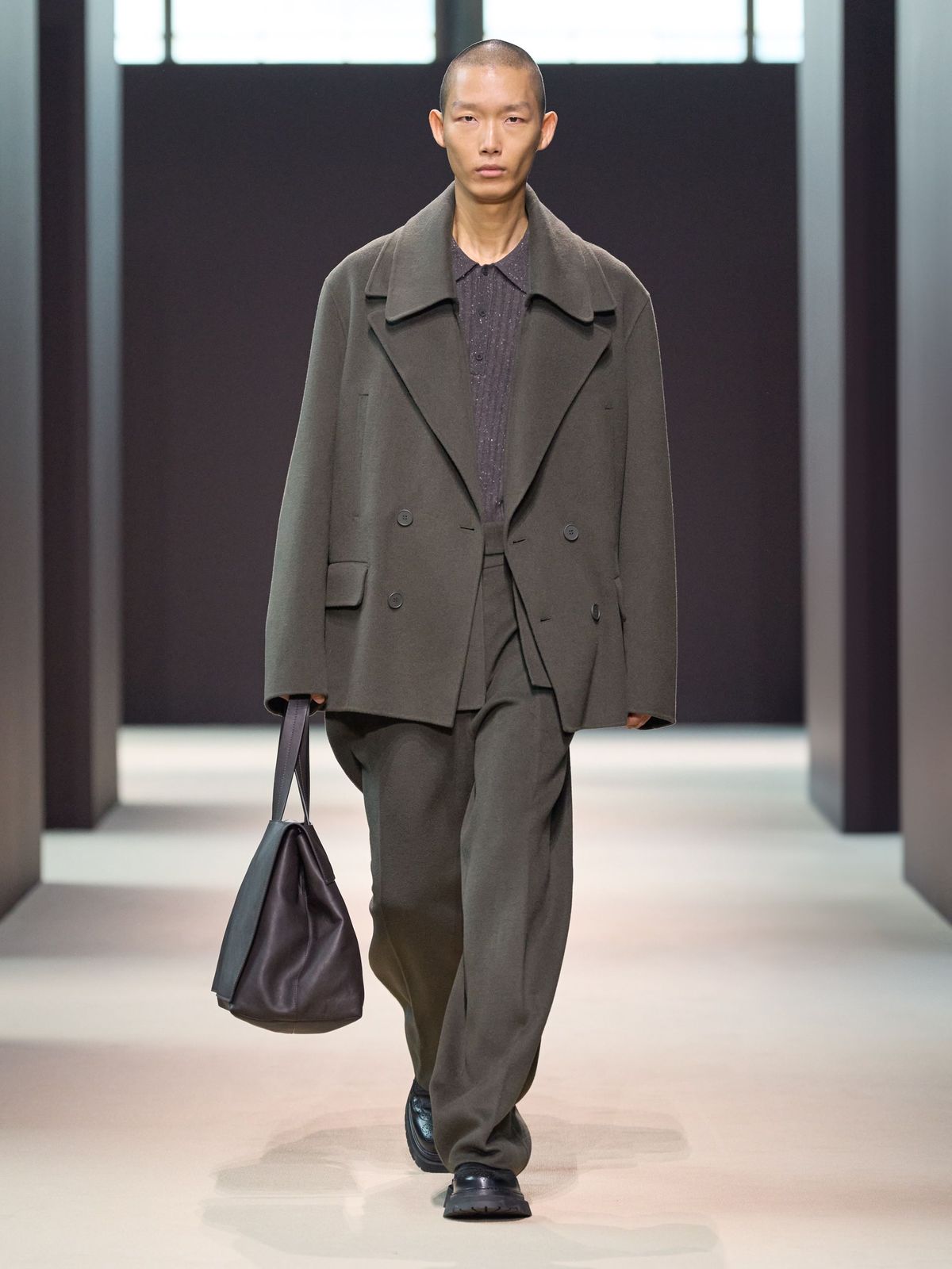 See all the looks from COS' FW24 runway show at New York Fashion Week ...