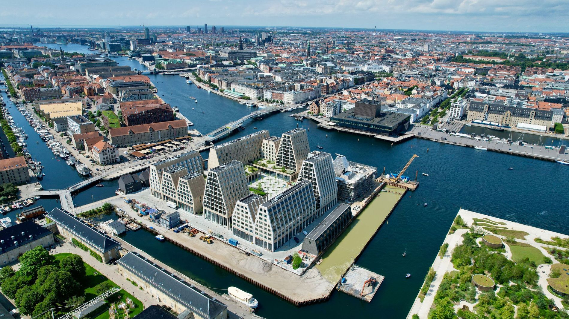 A Scandinavian Summerhouse Experience In The Heart Of Copenhagen 