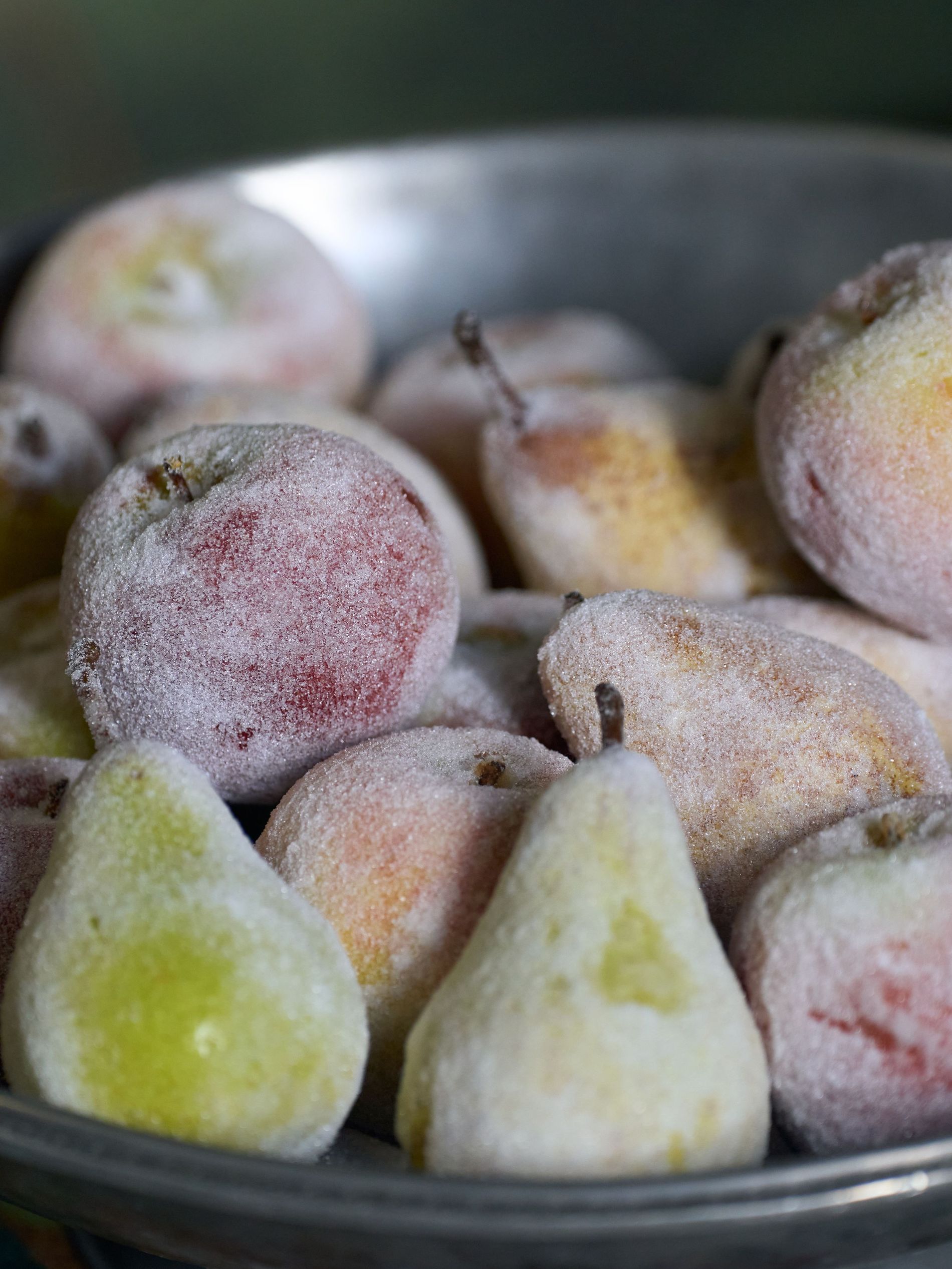 How Beata Heuman decorates her Christmas tree