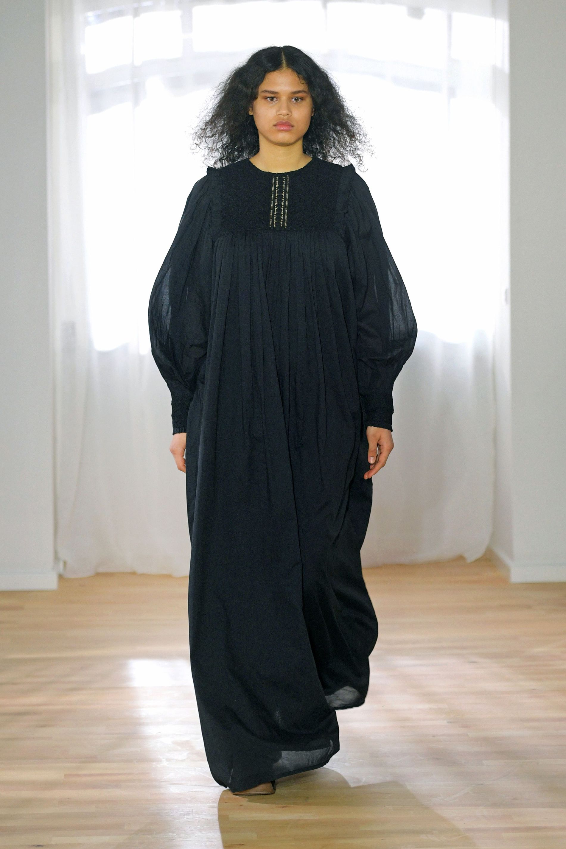 Skall Studio aw22
