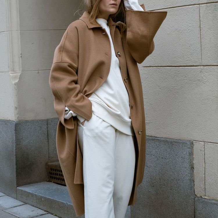 Womens Clothing Coats Long coats and winter coats Burberry Wool Tailored Coat in Beige Natural 
