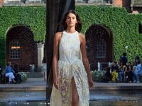 ワンピース ROTATE SS25 MINI DRESS WITH BANGS (1140421922 BCR9071922) SS_25_Copenhagen_Fashion_Week_