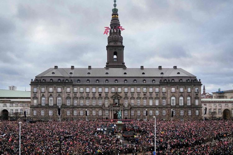 Celebration outside the castle