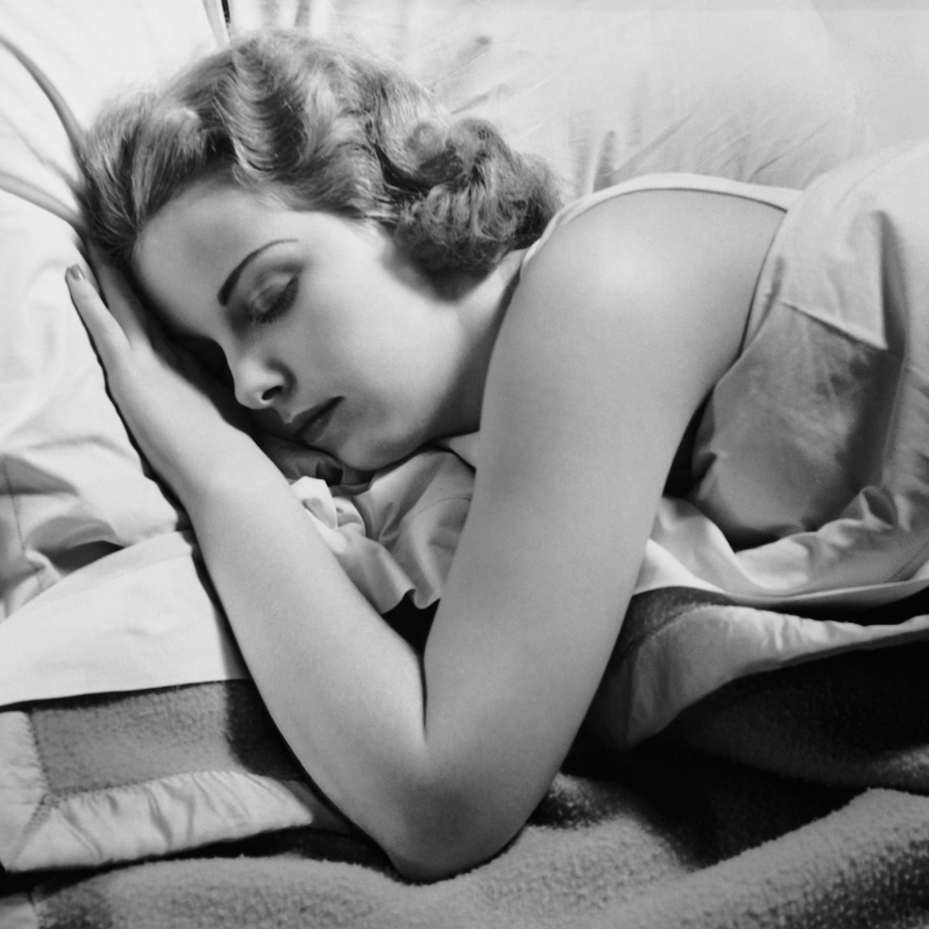 Woman from the 1950s sleeping 