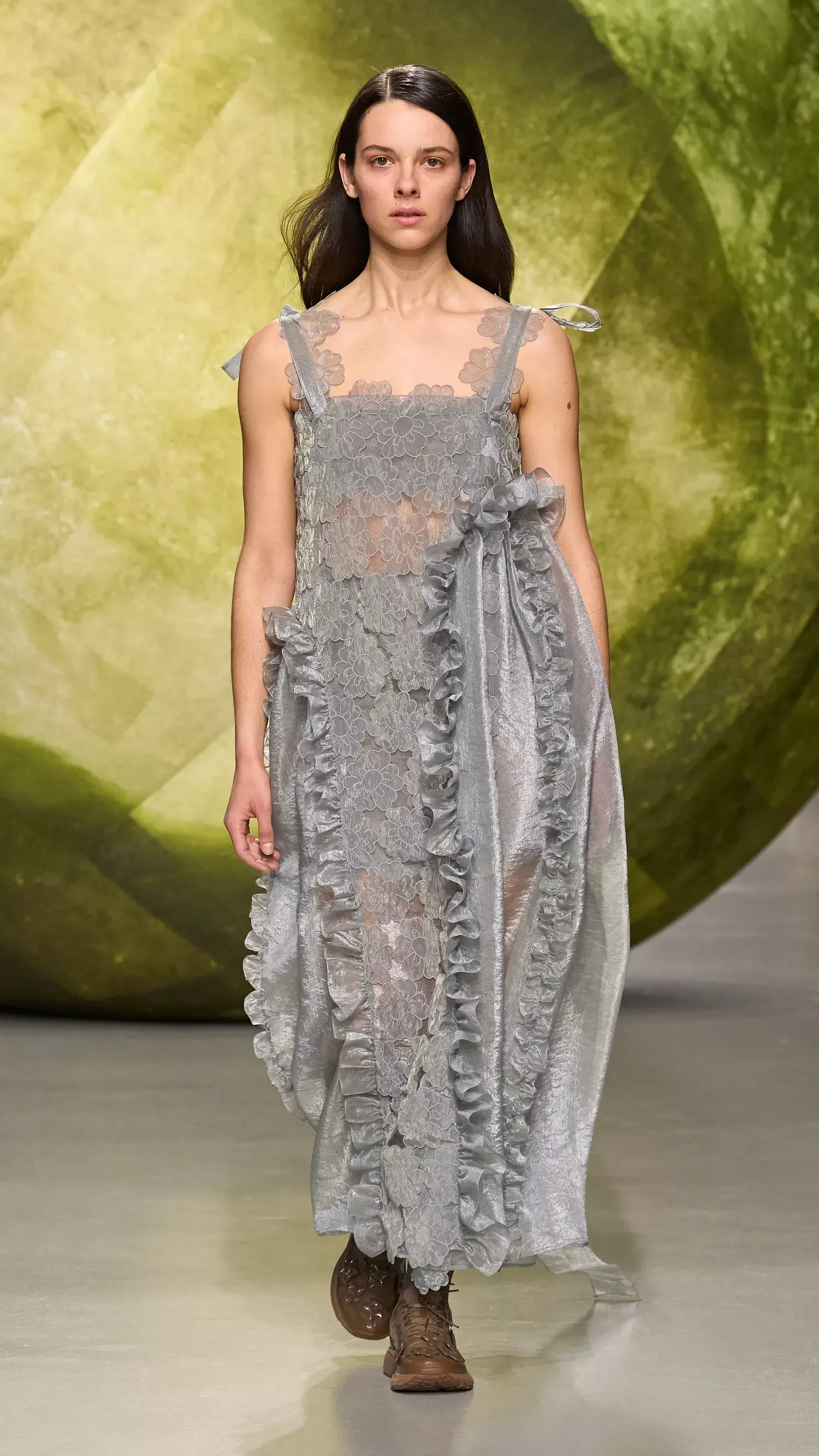 CECILIE BAHNSEN Karmen Dress ドゥロワー　グレー CECILIE BAHNSEN Karmen Puff-Sleeved Shell Midi Dress | endource