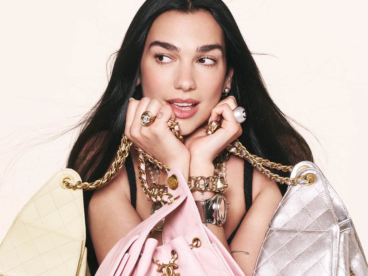 Dua Lipa is the face of the new Chanel 25 bag - Vogue Scandinavia