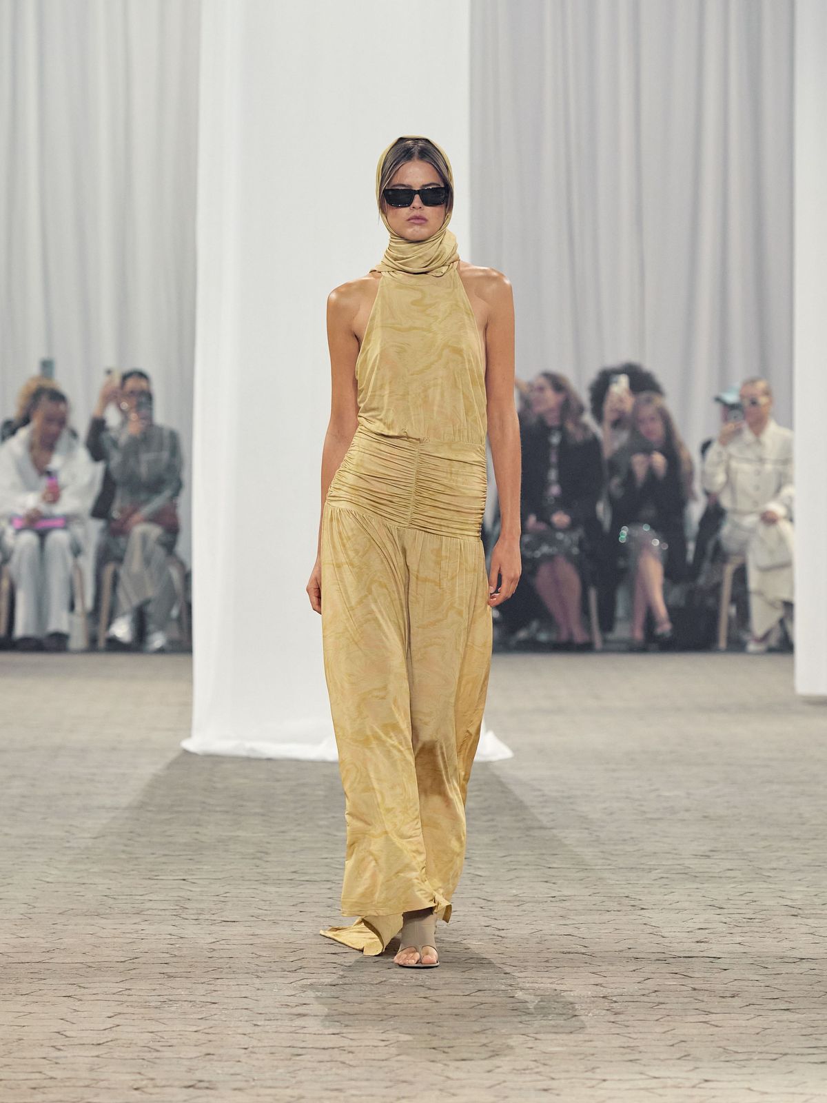 Discover all the looks from Gestuz’s SS24 Copenhagen Fashion Week ...