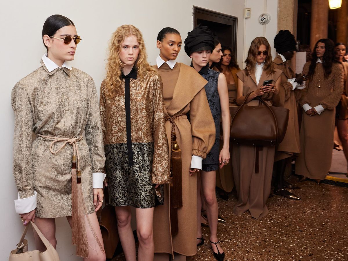 RE_25_MAX_MARA_RESORT_BACKTAGE