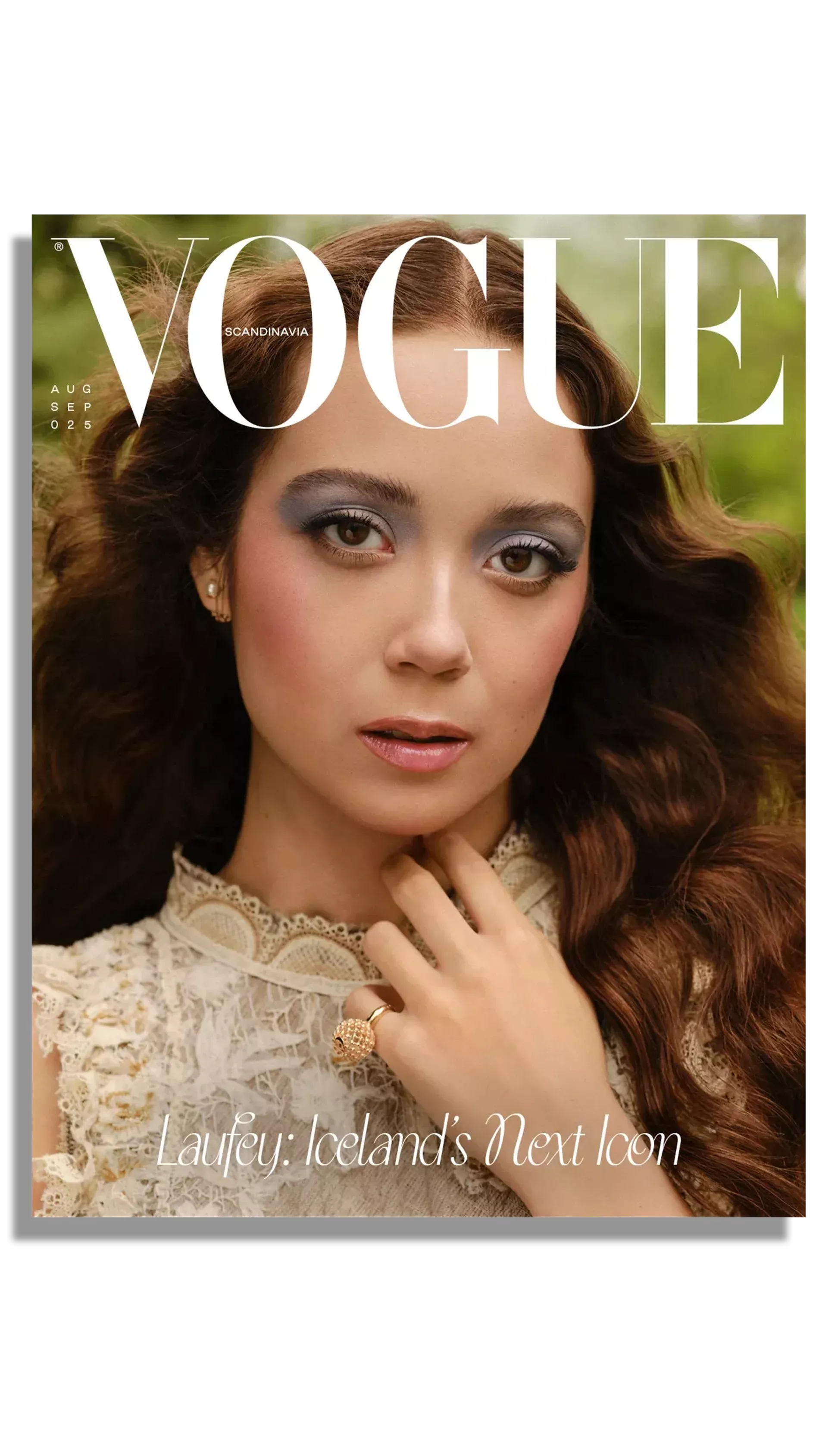 女性情報誌 Vogue Scandinavia Aug/Sep Issue 1 Vogue Scandinavia Magazine — August-September issue - Vogue