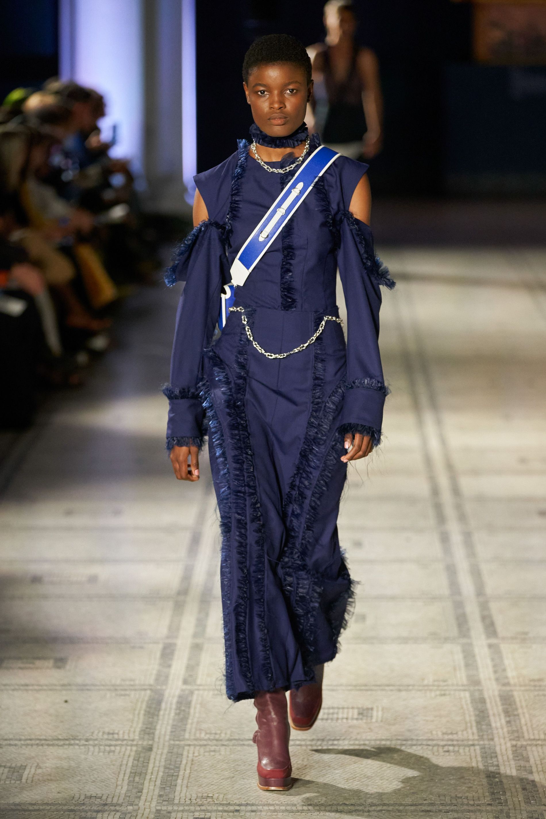 London Fashion Week Spring Summer 2022: See All The Best Looks – StyleCaster