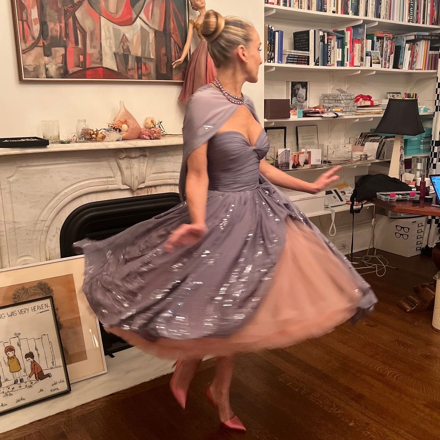 Carrie Bradshaw Wears Wedding Dress in And Just Like That