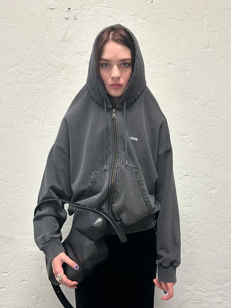 新品 adidas by Avavav SHOULDERLESS HOODIE Avavav's new shoulderless hoodie has the internet abuzz
