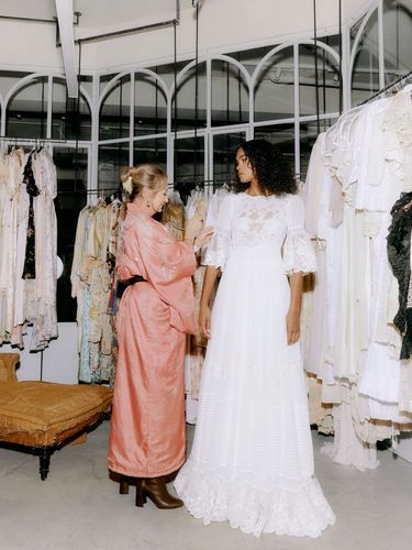 Best dresses for wedding function clearance
