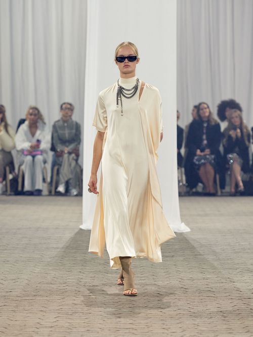 Discover all the looks from Gestuz’s SS24 Copenhagen Fashion Week ...