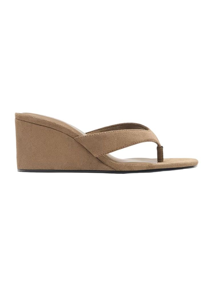 The best wedge sandals by Pull&Bear 2026 on a white background