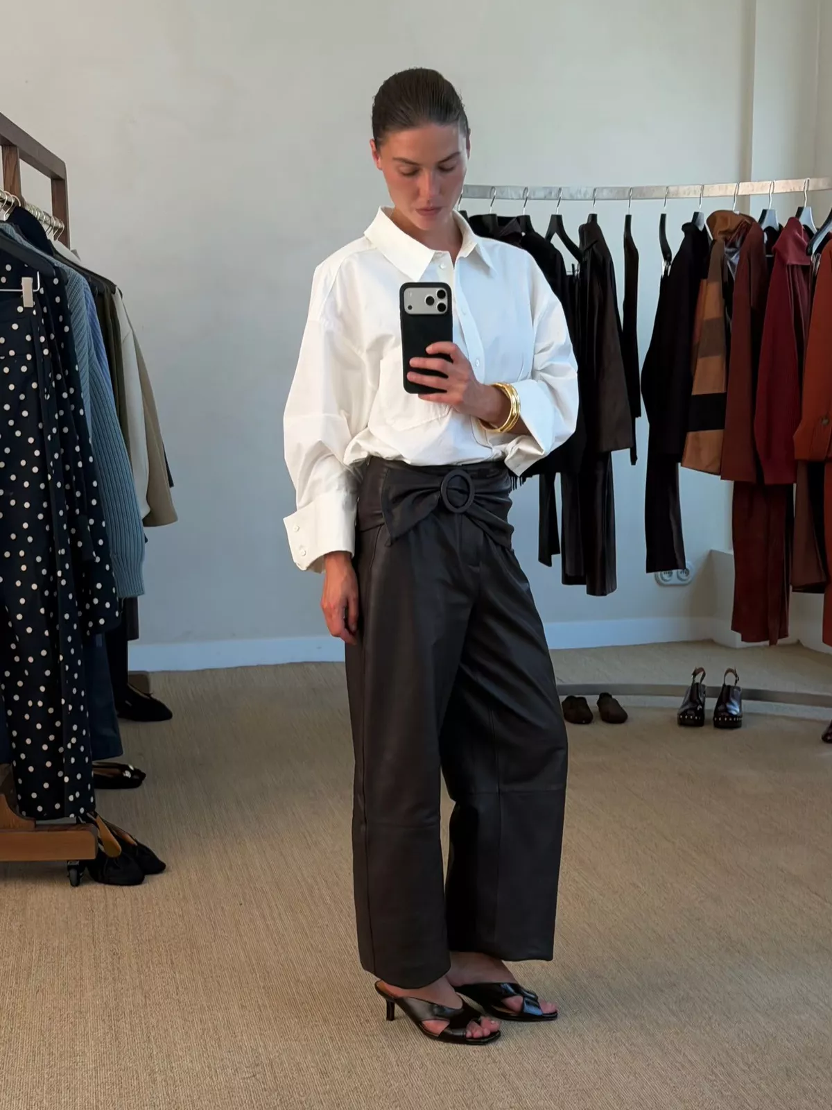 Sophia Roe poses for a mirror selfie wearing Sezane's new collection