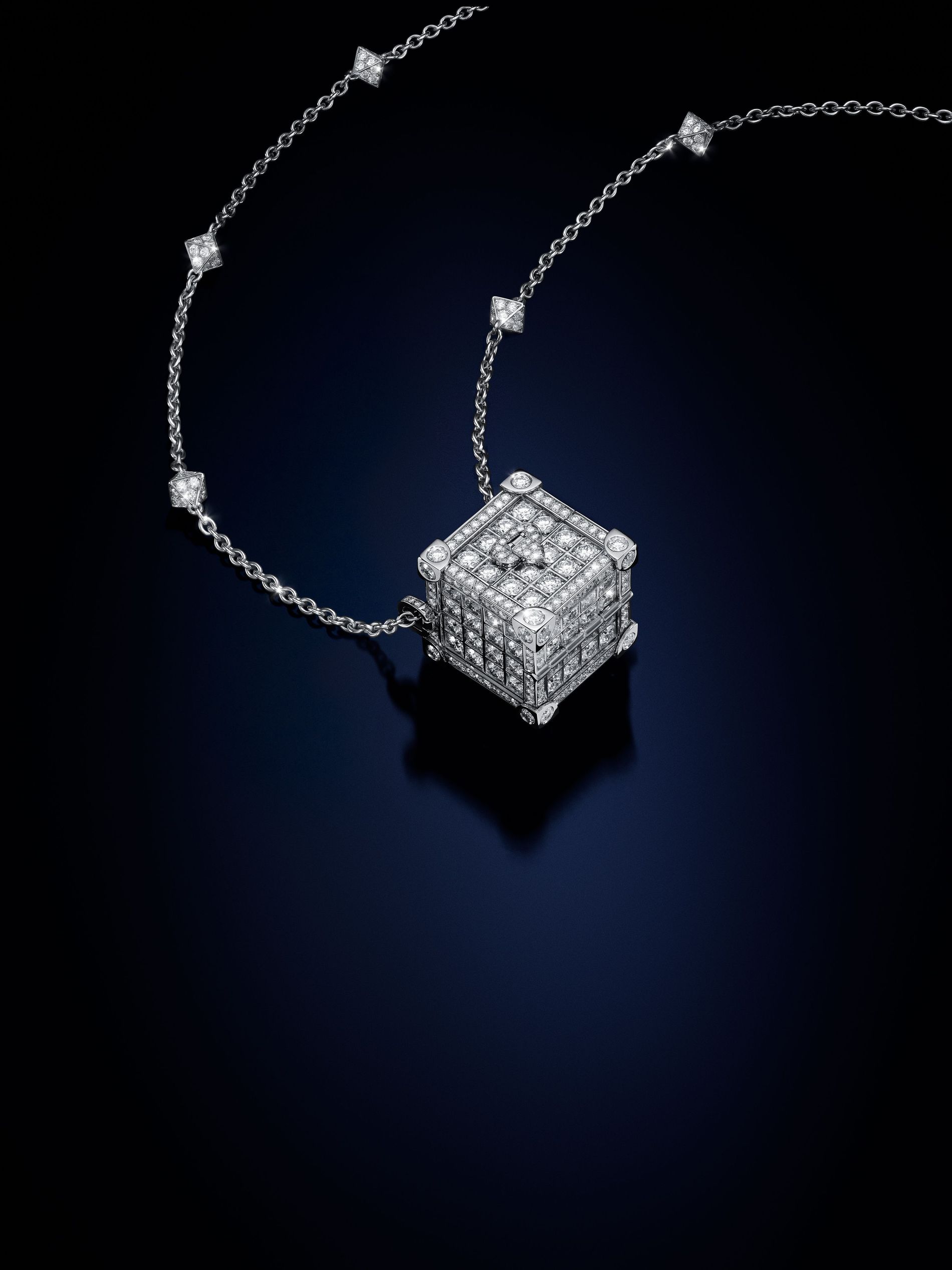 Louis Vuitton Joaillerie Unveils Lockit Collection – WWD