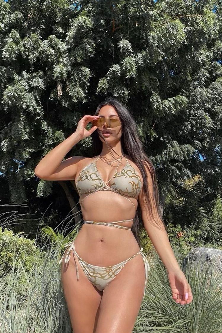 Bikini Kim Kardashian