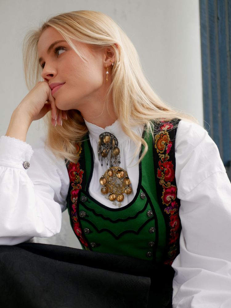 The beauty of the bunad: Why the traditional outfit remains a staple for 17.mai - Vogue Scandinavia The beauty of the bunad: Why the traditional outfit remains a staple for 17.mai - Vogue Scandinavia