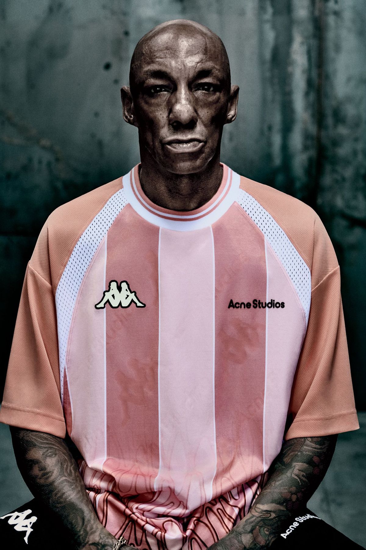 Acne_Studios_Kappa_4x3_5_1_94d