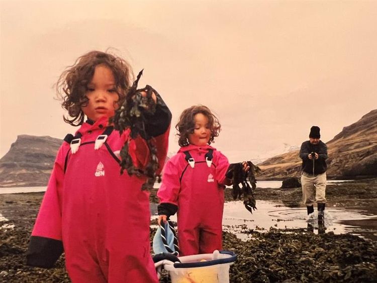Laufey and her sister Junia in Iceland