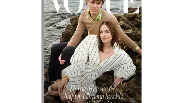 Vogue Scandinavia February/March 2022 Cover (Vogue Scandinavia)