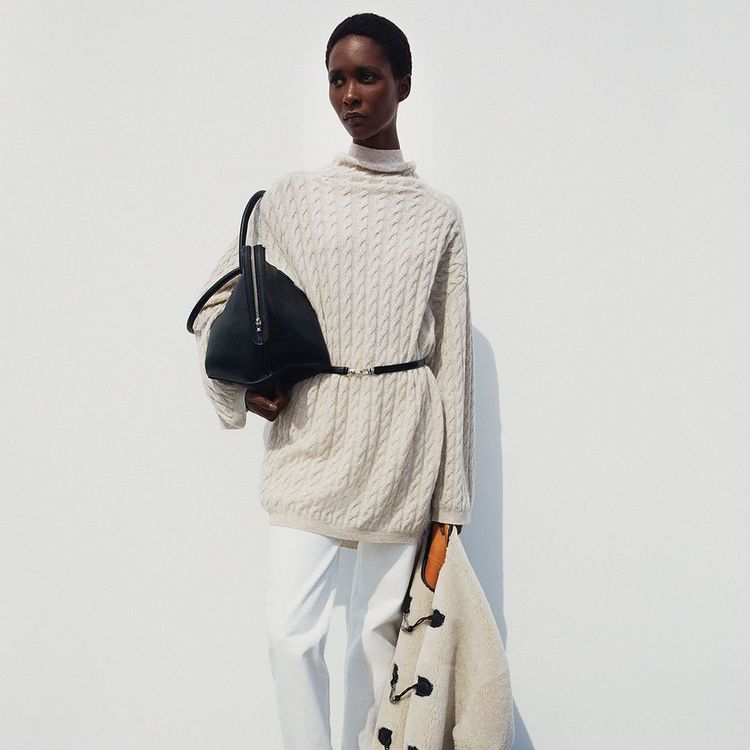 Hvordan fængelsflugt mave The best cashmere sweaters by Scandi brands to shop now - Vogue Scandinavia