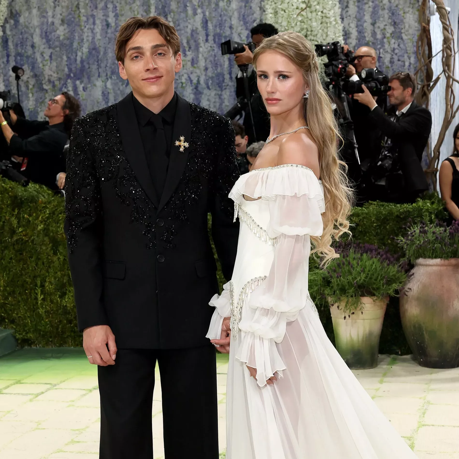 Mondo Duplantis Desiré Inglander Met Gala 2026.jpg