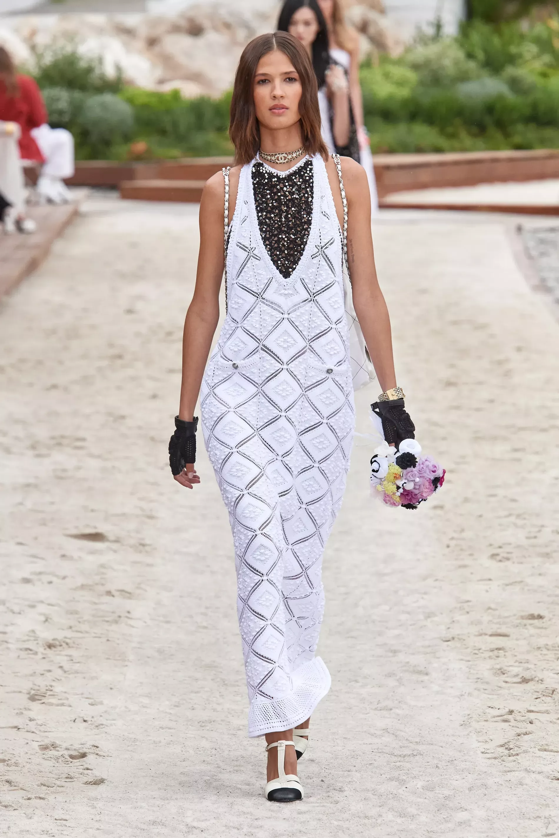 All the looks from the Chanel Cruise 2023 show - Vogue Scandinavia