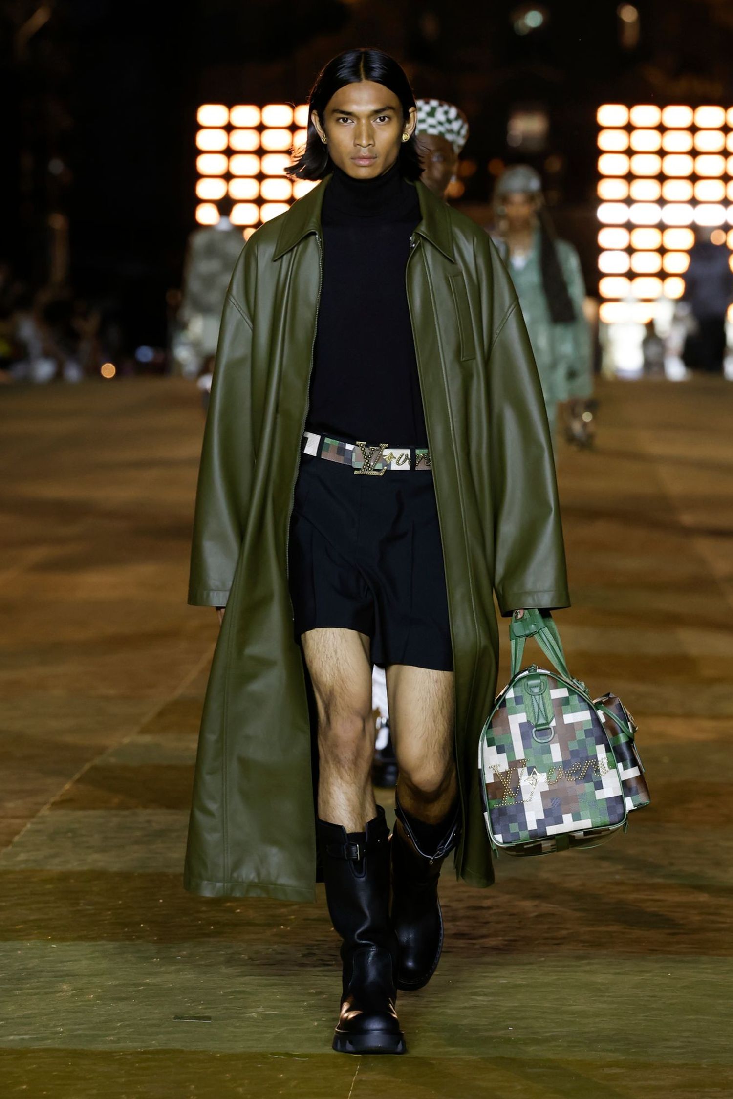 See all the looks from Louis Vuitton's spring/summer 2024 menswear  collection - Vogue Scandinavia