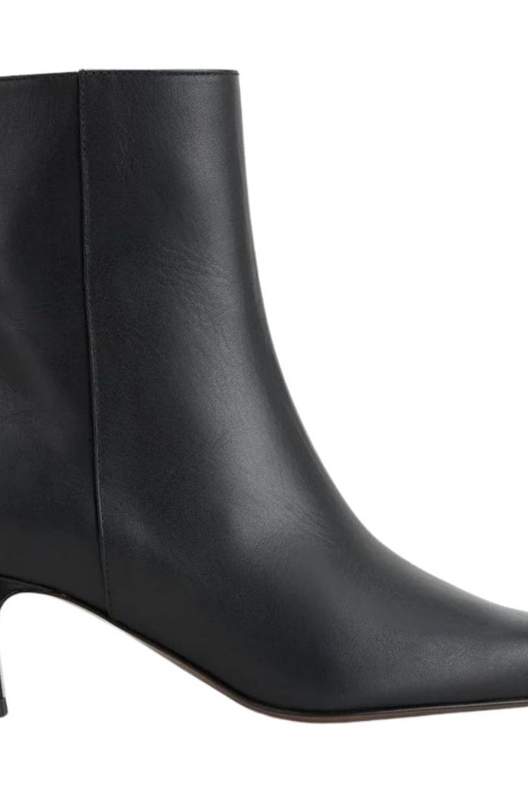 The best black ankle boots to base your autumn wardrobe on - Vogue  Scandinavia