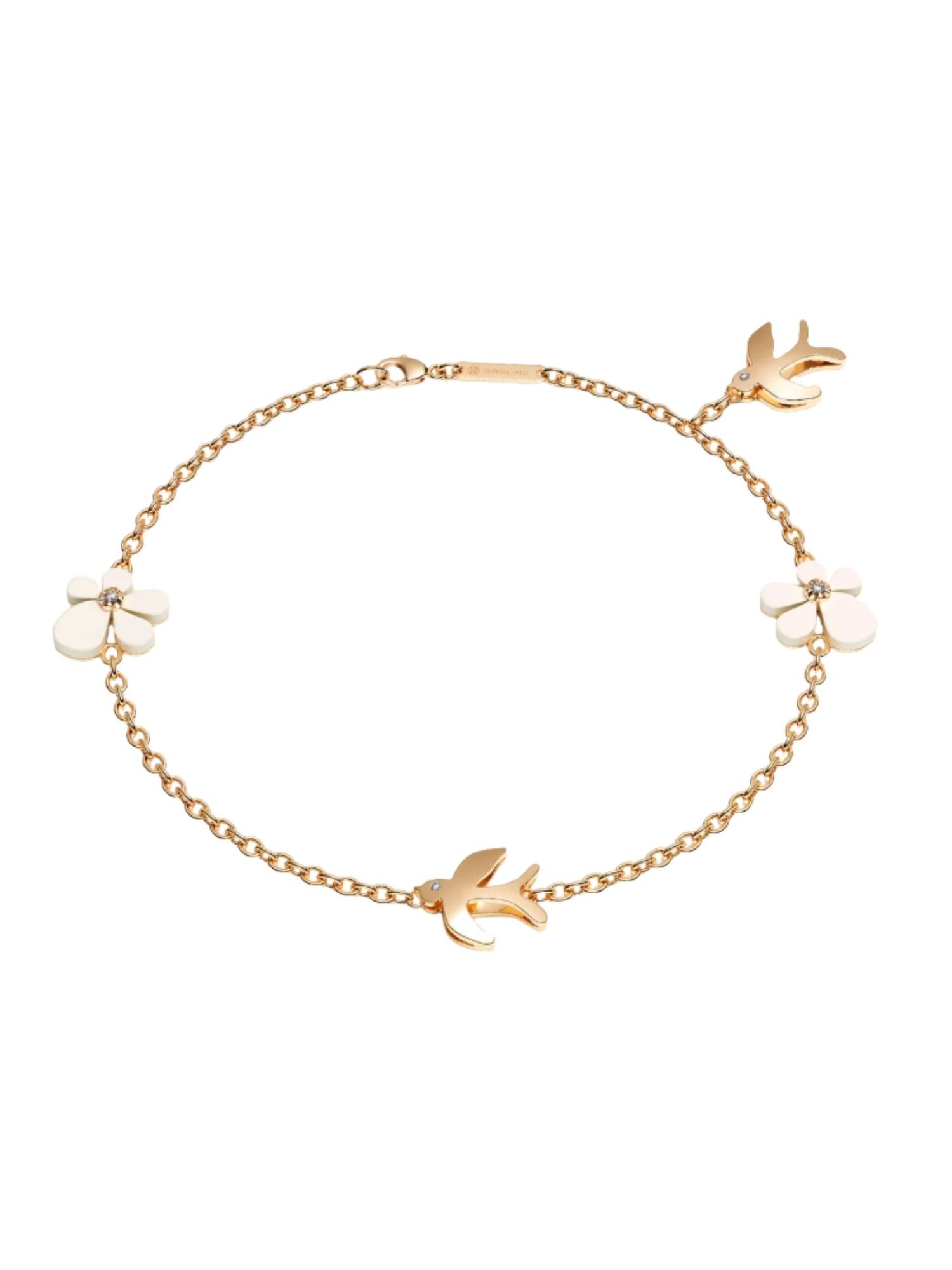 Gold chain bracelet with flowers